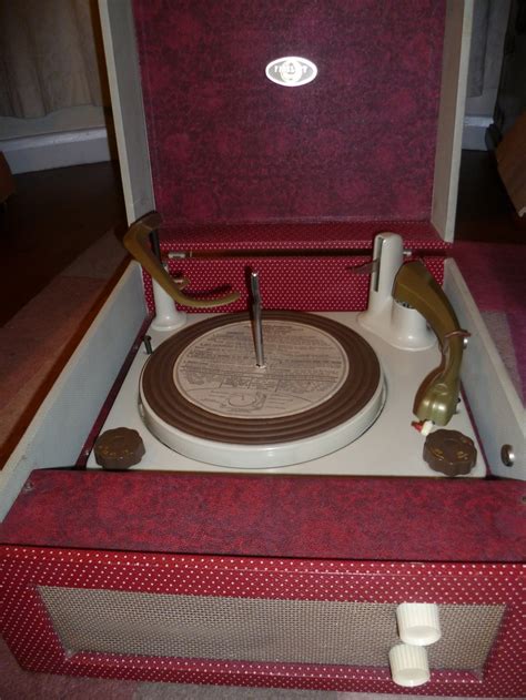 17 Best Images About Vintage Record Players On Pinterest