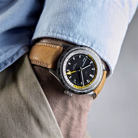 Christopher Ward C60 Elite Gmt 1000 Marries Diving With Globe Trotting