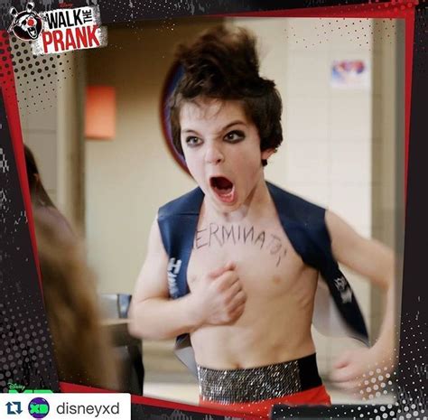 Know famedstar bryce gheisar info such as his biography, wiki, body statistics, height, weight, hair color, eye color, affairs & more. Bryce Gheisar - Walk the Prank | Husband, Pranks, Picture ...