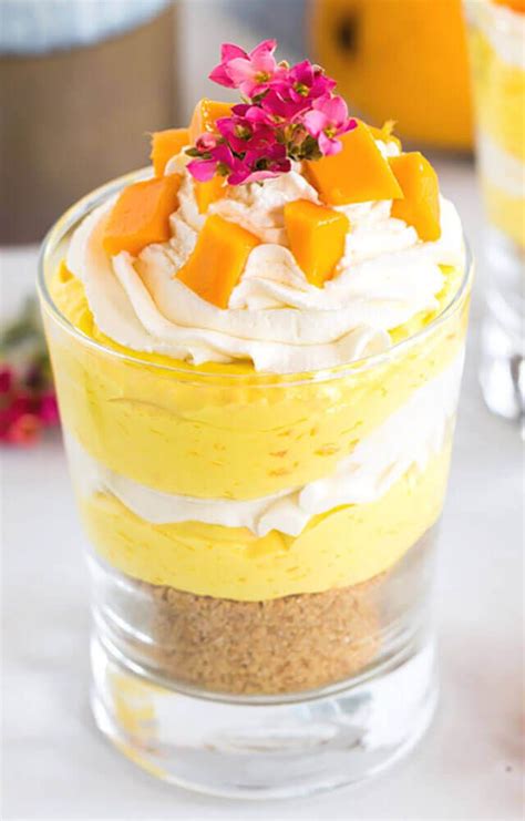 Whipping cream with its lower fat content makes a good topping for desserts, meringues and puddings that need a slightly lighter touch. Creamy mango cheesecake, freshly whipped cream and topped ...