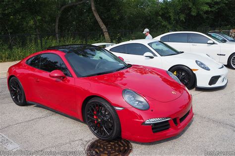 Red Porsche 911 Gts