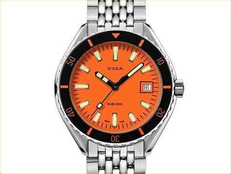 The Best Dive Watches Under $2,000 | StrapsCo