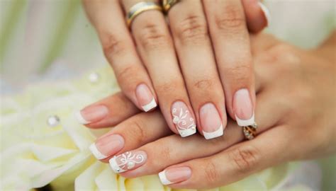 Aggregate More Than 154 Pic Of French Manicure Nails Best Noithatsivn