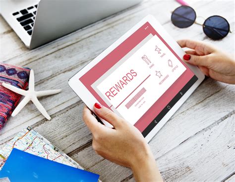 Only purchases made from merchants located in the united states are eligible for 5% cashback bonus. Top 3 Cash Back and Travel Rewards Credit Cards for 2017