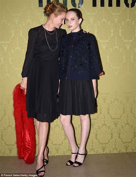 Uma Thurman And Daughter Maya Hawke Attend Fashion Event In Paris Daily Mail Online