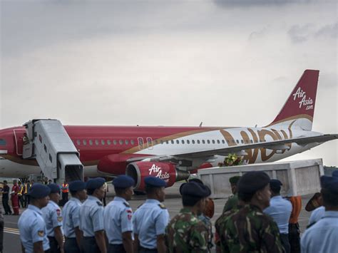 Airasia Flight 8501 Plane Climbed Fast Before Crash Official Says Cbs News
