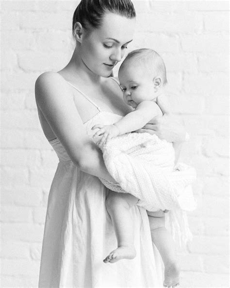 Между мамой и ребенком существует удивительная эмоциональная связь Особенно в первые месяцы
