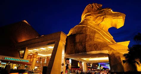 4 person@pj stylish homestay nearby sunway pyramid. Sunway Pyramid says viral videos not due to Covid-19 | New ...