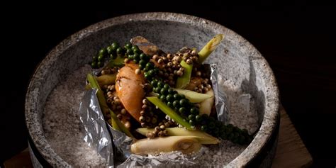Yue Features Dishes From The Cycle Of Autumnal Equinox Tatler Asia