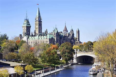 5 Best Places To Live In Canada 2020