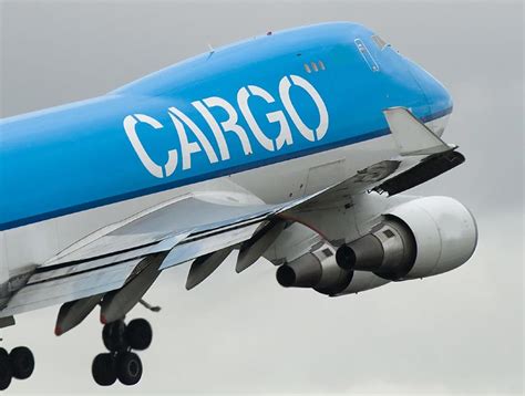 Cargo Plane 850x643 Emerald Freight