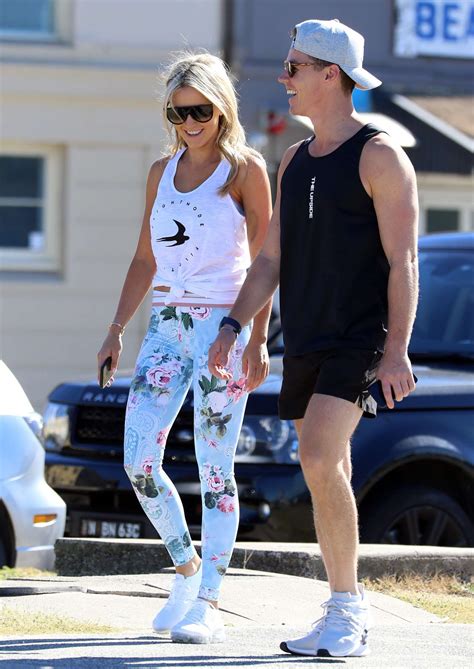 Roxy Jacenko With Her Husband Oliver Curtis At Bondi Beach 04 Gotceleb