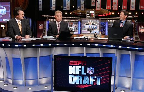Nfl Draft Will Be Broadcast On 3 Networks And It Is A Big Blow To Espn