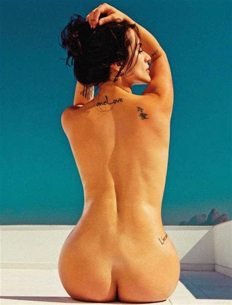 Fotos de Cléo Pires pelada nua na playboy