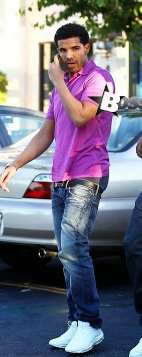 Celeb Saggers Drakes Sag In Calabasas