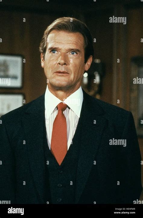Actor Roger Moore Left High Resolution Stock Photography And Images Alamy