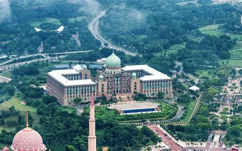 The prime minister of malaysia is the head of government of malaysia. PM, Cabinet's Aidilfitri Open House on first day of Raya