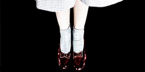 I'm a huge fan of the wizard of oz and i made the desktop for a sister that's moved away from home. Judy Garland Vintage GIF - Find & Share on GIPHY