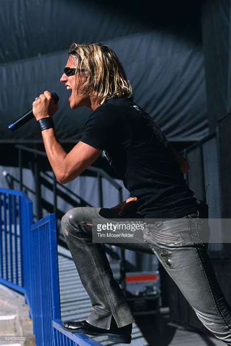Frontman Brett Scallions Of The Band Fuel On Stage At The Shoreline