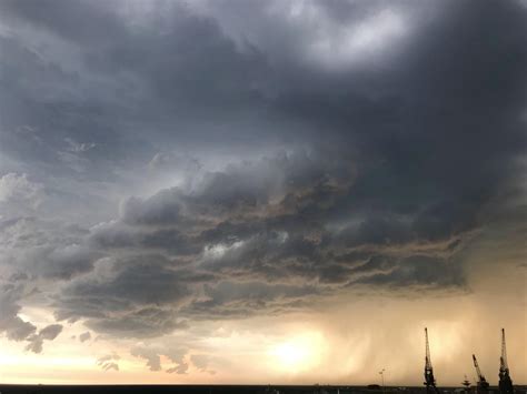 Winter Storm Rolling Into Perth Australia Rpics