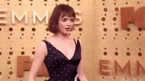 video así se vieron las actrices de game of thrones en la alfombra roja de los emmy awards 2019