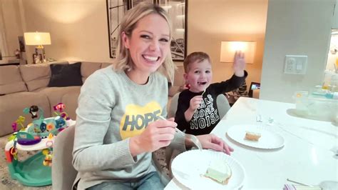 Watch Today Highlight Dylan Dreyer And Son Calvin Make Jell O Pie For