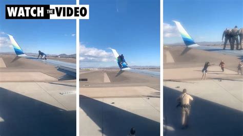 Man Filmed Climbing Onto Vegas Plane Wing Before Flight Take Off Video Au