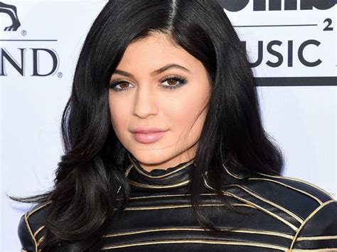 kylie jenner s naked smoking picture sparks controversy photos opposing views