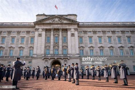 Raf Guard Photos And Premium High Res Pictures Getty Images