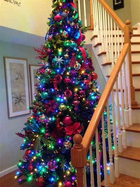 20 Multi Color Christmas Tree Decorating Ideas