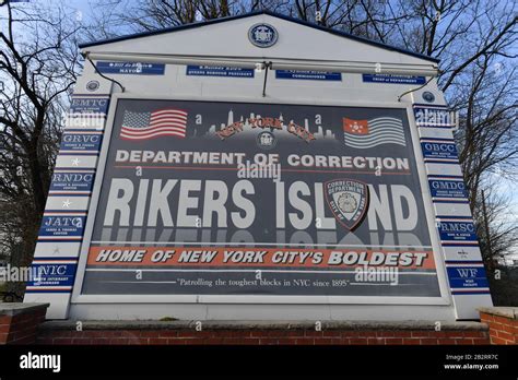 Rikers Island Sign Hi Res Stock Photography And Images Alamy