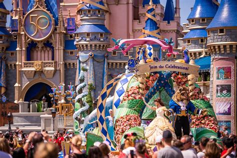Festival Of Fantasy Parade Viewing Tips And Info Disney Tourist Blog Magic Kingdom Parade