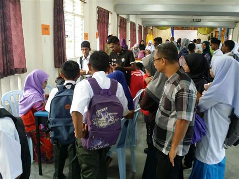 Permohonan pendaftaran murid ke tahun 1 2022 / 2023 boleh dibuat menerusi sistem aplikasi pendaftaran atas talian (spat) kementerian pendidikan malaysia (kpm). PENDAFTARAN MURID TINGKATAN 1 BAGI TAHUN 2019 ~ SMK JENJAROM
