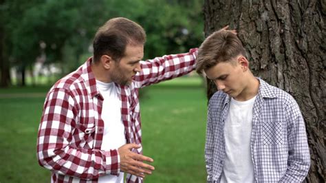 Teenagers With Strict Parents ‘struggle In Later Life New Study Suggests