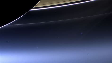 La Terre Vue De Saturne Slatefr