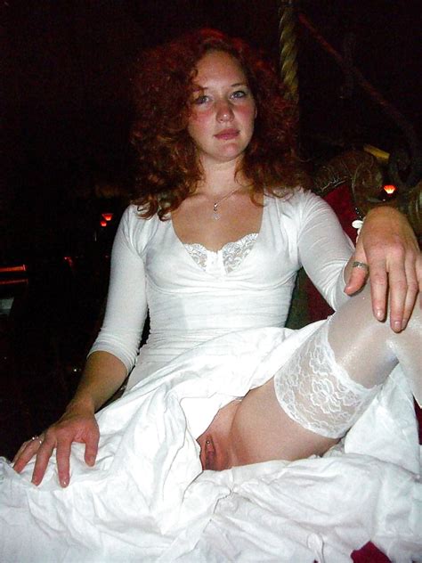 Upskirt Flashing Candid Images From Girls And Matures Porn Pictures