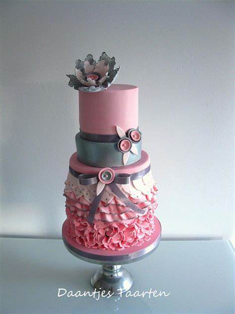 Pink Ruffles For My Daughter 14th Birthday Decorated Cakesdecor