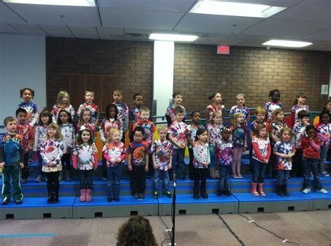 Kindergarteners Sing Life Lessons Walnut Street School