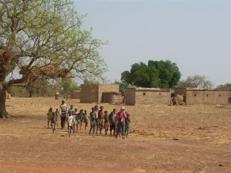 De Ouahigouya à Natitingou Burkina Faso Bénin Les Roues Darts