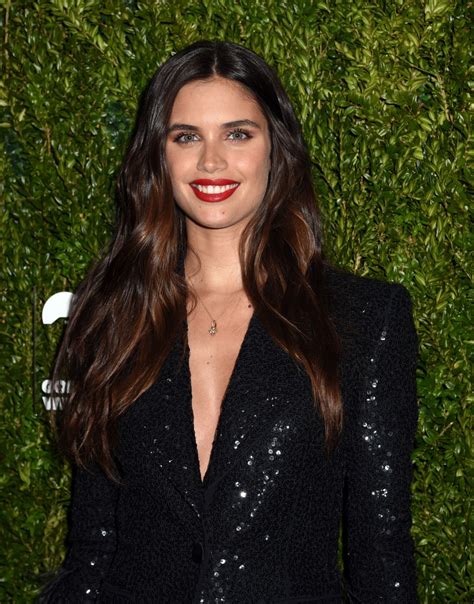 Aug 20, 2021 · sara sampaio is a model and actress from portugal. SARA SAMPAIO at God's Love We Deliver 13th Annual Golden ...