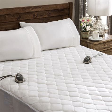 Rest throughout the night with sunbeam's heated mattress pad, with heat that is gently diffused, soothing troublesome areas. King Size Sunbeam Dual Control Heated Electric Mattress ...