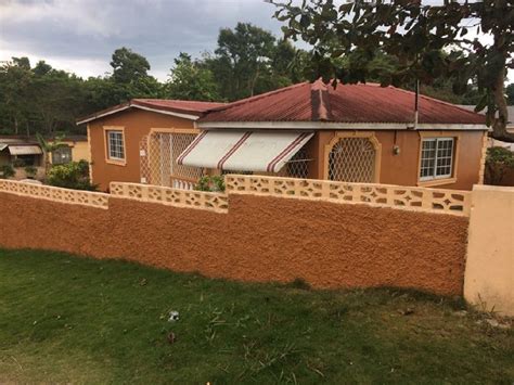 Find all your houses, lands and apartments for sale and rent in jamaica. 2 Bedroom 2 Bathroom House for rent in Mandeville ...
