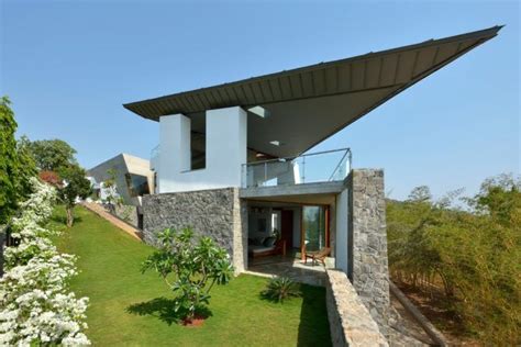 10 Mesmerizing Indian Home Exterior Designs That You Must See Exterior