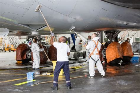 We did not find results for: In Focus: Aircraft cleaning - Lufthansa Technik AG