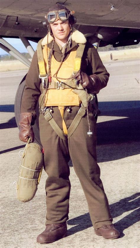 Raf Ww Uniform And Flight Gear Wwii Uniforms Military Uniforms Pilot