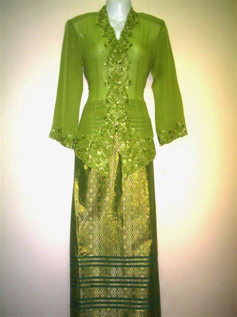 Bawahan pakaian ini termasuk selembar sarung pakaian borom bhiman wanita juga merupakan pakaian yang digunakan di malam hari. MALAYSIAKU TANAH TUMPAHNYA DARAHKU: PAKAIAN TRADISIONAL ...