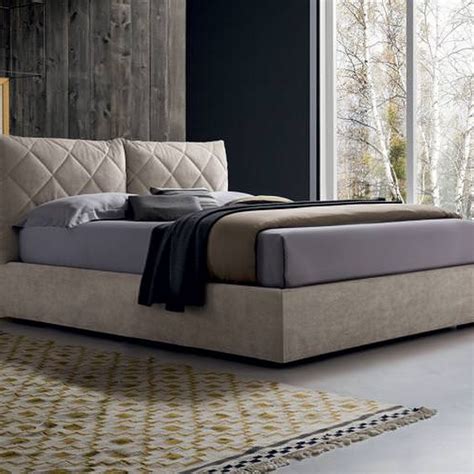 La panche letto sono la sintesi perfetta di comfort, stile e praticità. Letto Allison una piazza e mezzo in tessuto o ecopelle 100 ...