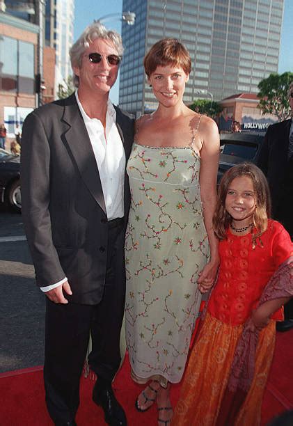 Arrival Of Carey Lowell With Her Daughter Hannah And Richard Gere