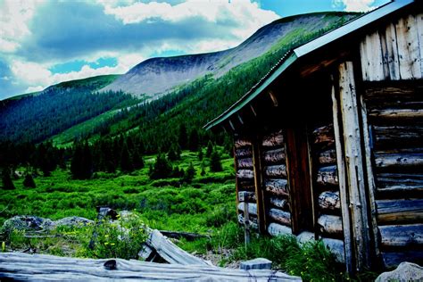 Independence Ghost Town Aspen Roadtrippers