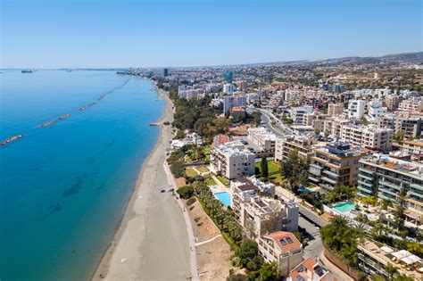 На побережье ларнаки построят крупномасштабный гостиничный комплекс за 150 млн евро. Louis Hotels | Captivating Holiday Resorts in Cyprus | Paphos